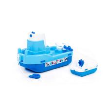 Schlepper mit Beiboot